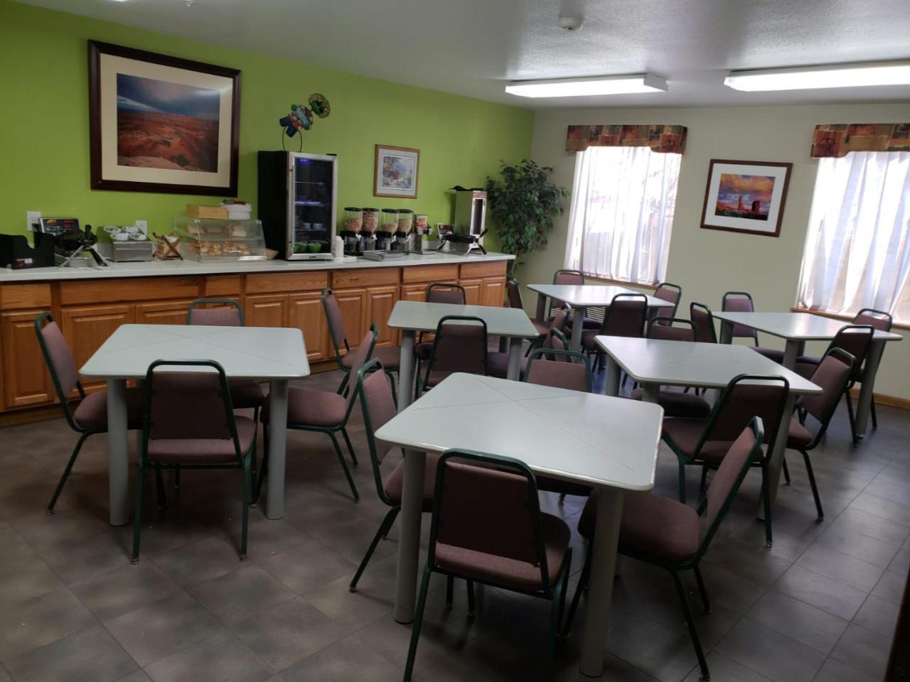 Moab Gateway Inn At Arches Nat'L Park Buitenkant foto